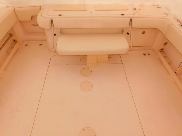 Happy Ours Yacht Photos Pics 