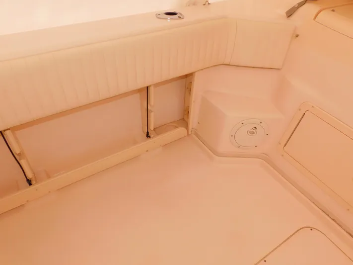 Happy Ours Yacht Photos Pics 