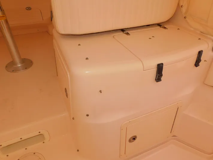 Happy Ours Yacht Photos Pics 