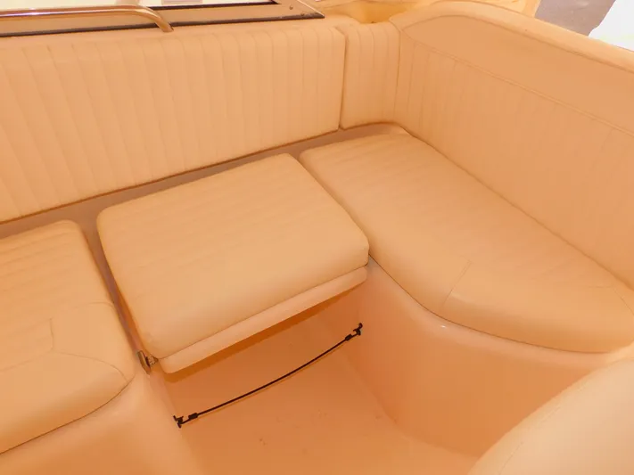 Happy Ours Yacht Photos Pics 