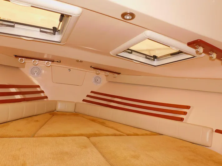 Happy Ours Yacht Photos Pics 