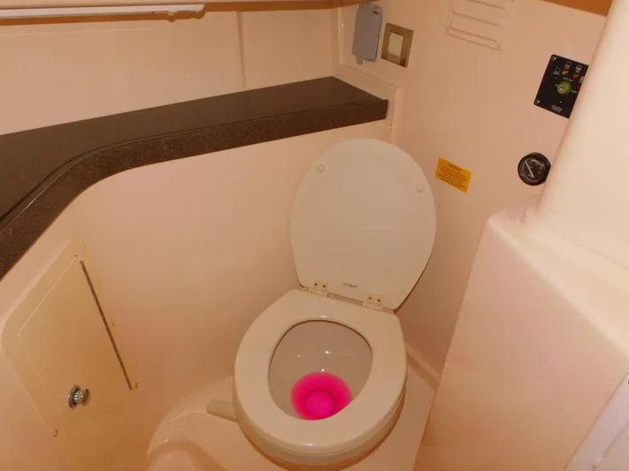 Happy Ours Yacht Photos Pics 