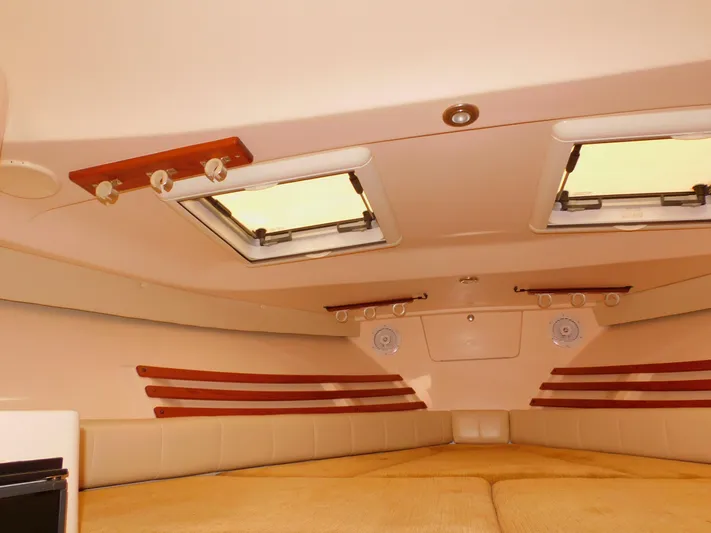 Happy Ours Yacht Photos Pics 