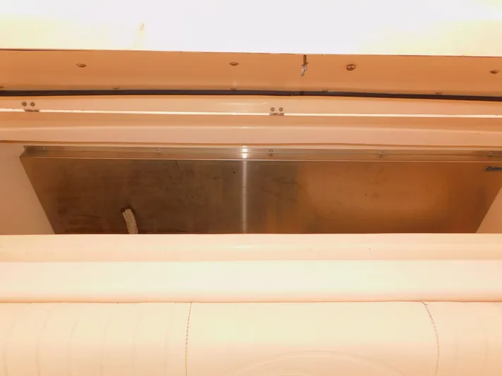 Happy Ours Yacht Photos Pics 