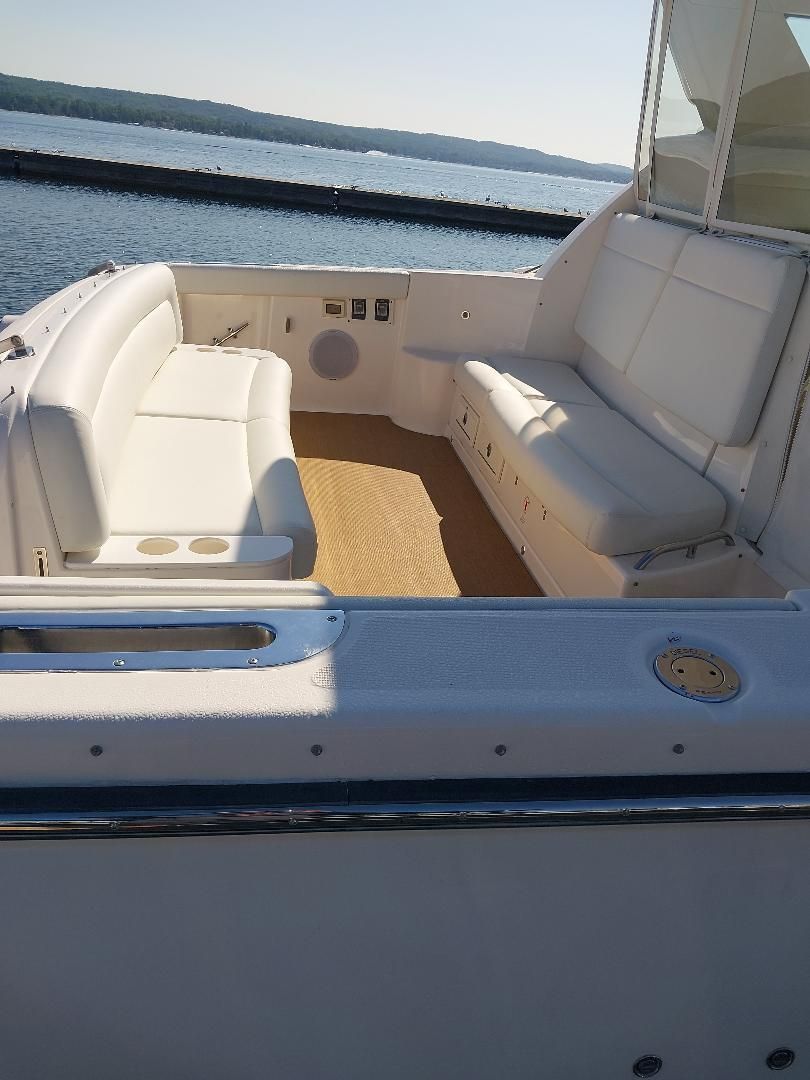 2003 Tiara Yachts 44 