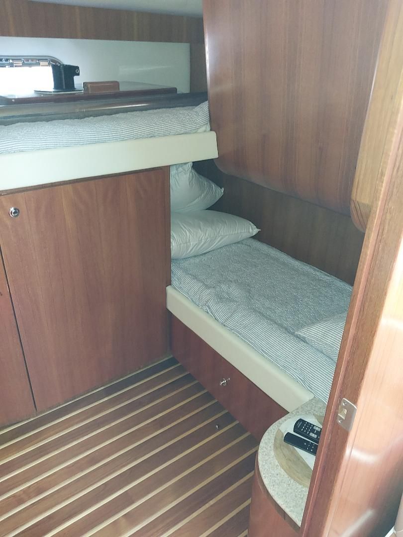 2003 Tiara Yachts 44 