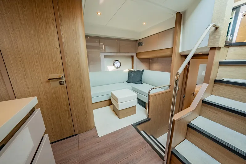 Done Tauk'n Yacht Photos Pics 