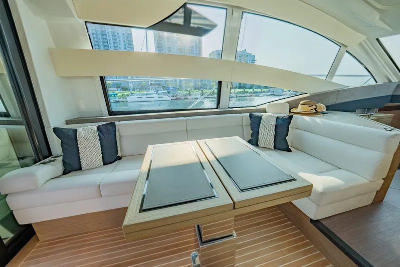 Done Tauk'n Yacht Photos Pics 