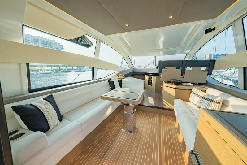 Done Tauk'n Yacht Photos Pics 