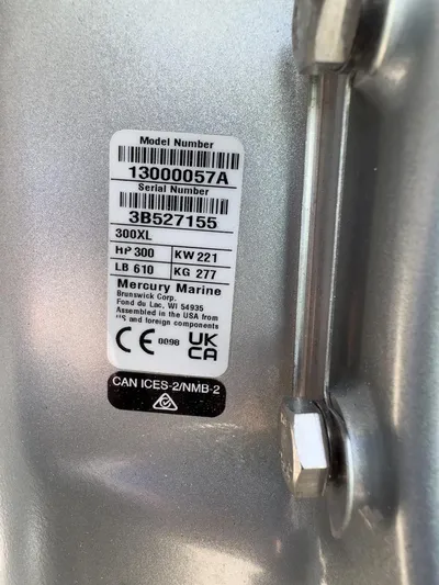  Yacht Photos Pics Label on a 2025 Caymas 281 HB boat, displaying model and serial numbers.