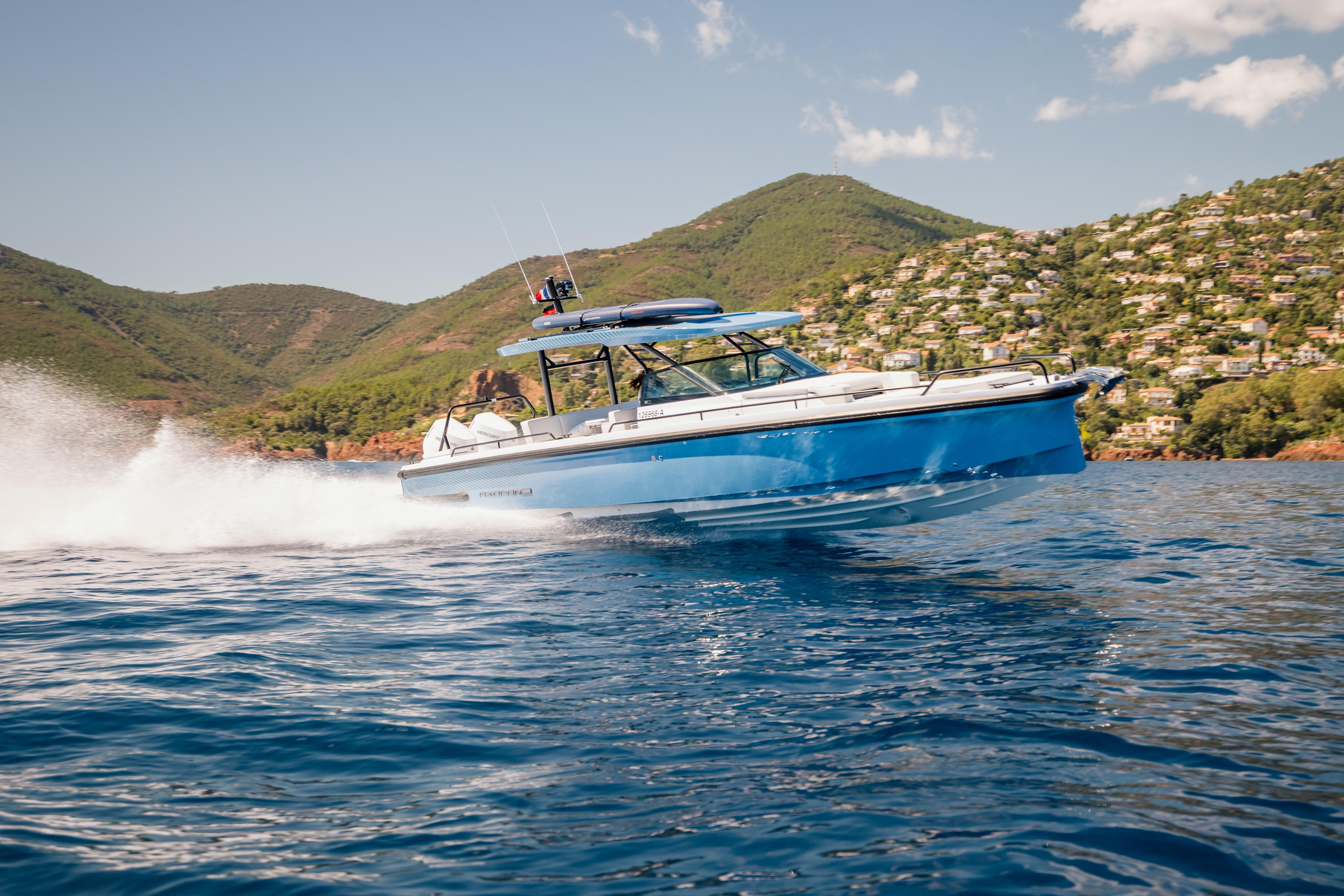 2026 Axopar 37 Sun-Top