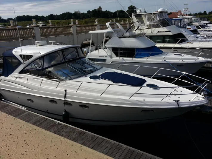 Johnny B Good Yacht Photos Pics 