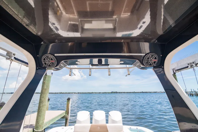  Yacht Photos Pics Helm look after