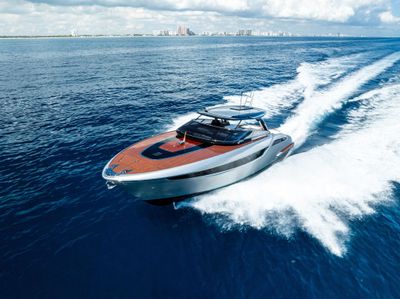 Yacht