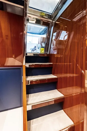 Our Trade Yacht Photos Pics Companionway