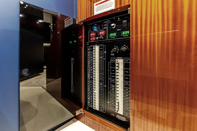 Our Trade Yacht Photos Pics Main Breaker Panel