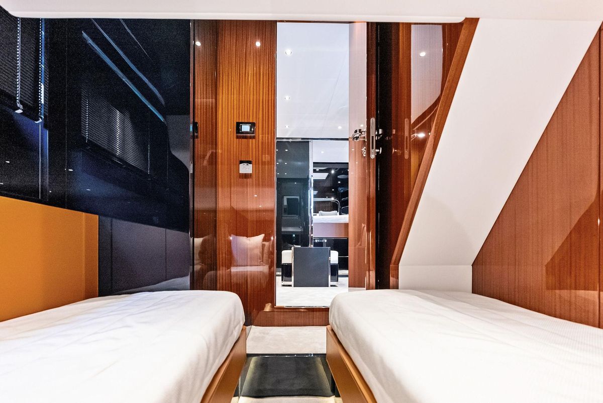 2022 Riva 48 