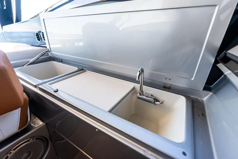 Our Trade Yacht Photos Pics Recessed Storage/Wet Bar