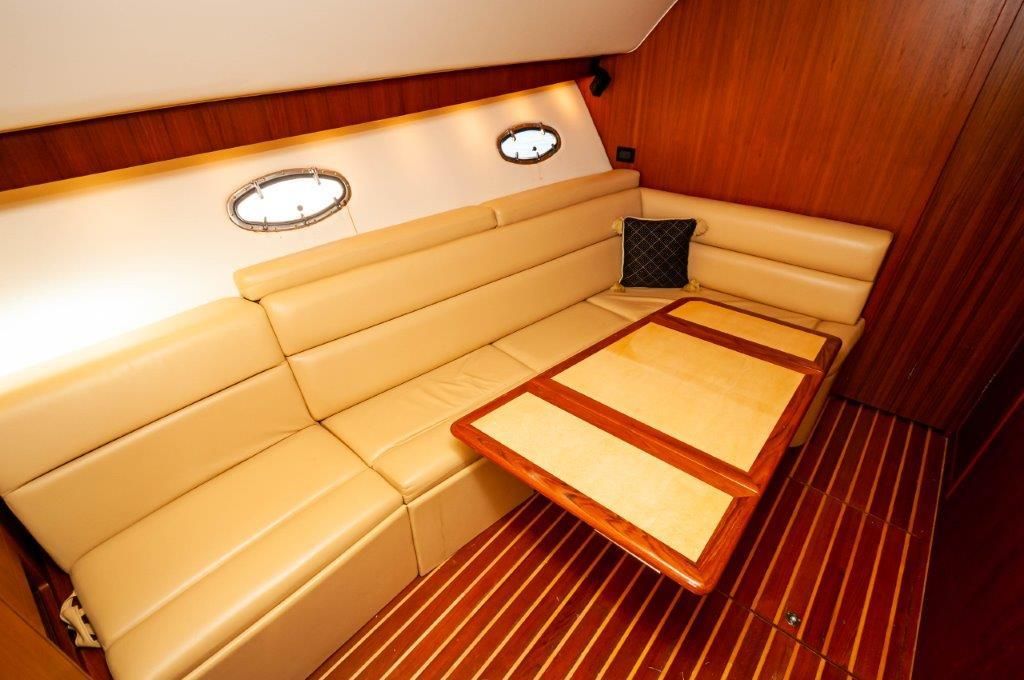 2003 Tiara Yachts 42 