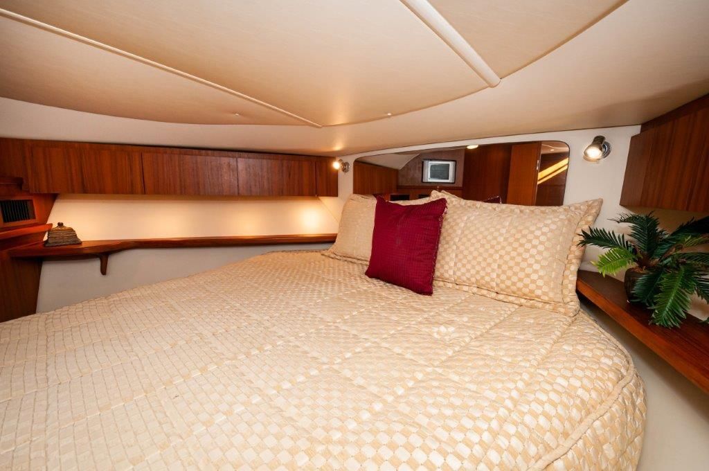 2003 Tiara Yachts 42 