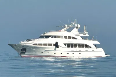 Benetti 115 Classic