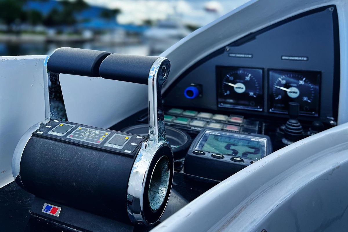 2003 Benetti 115 