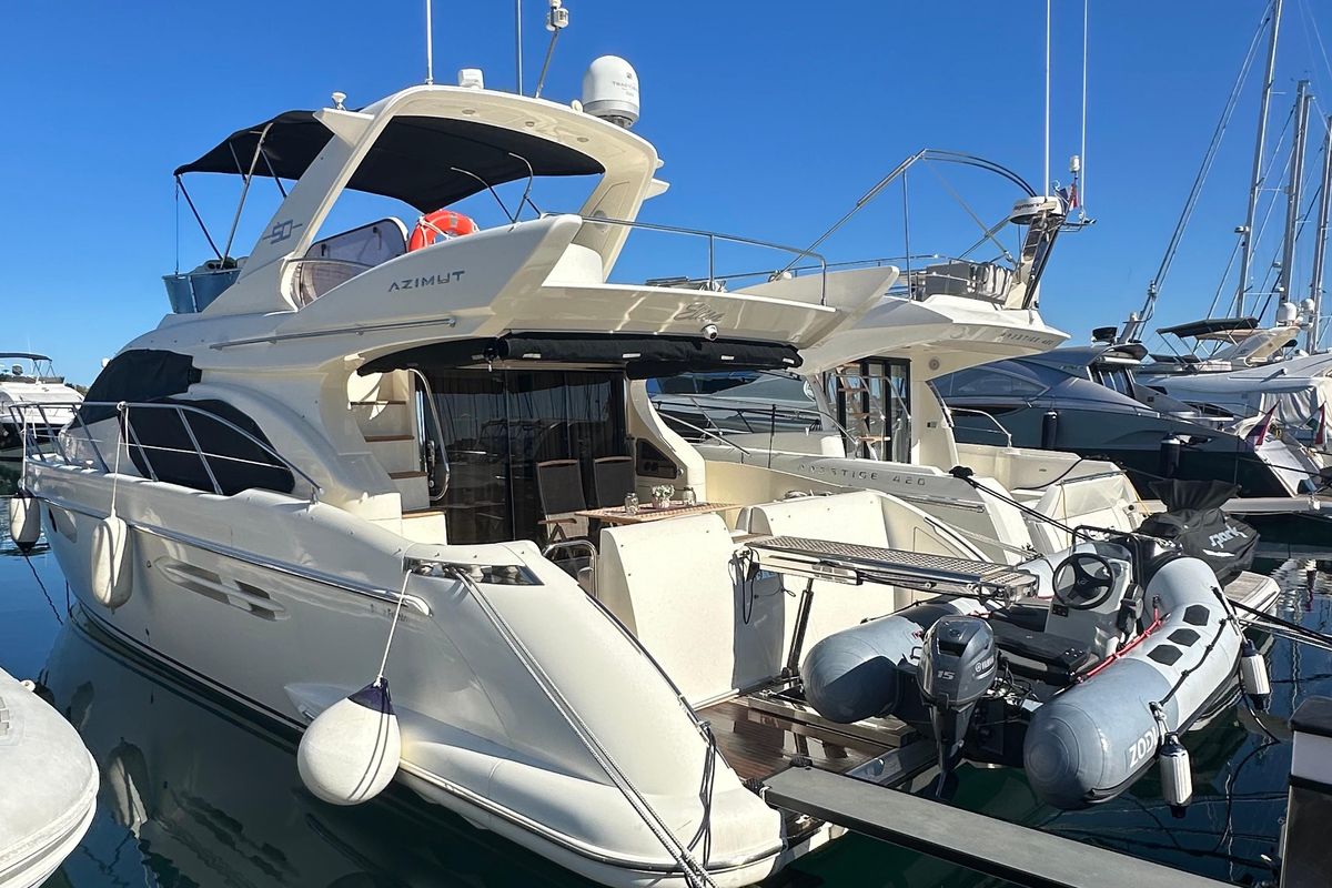 2005 Azimut 50 