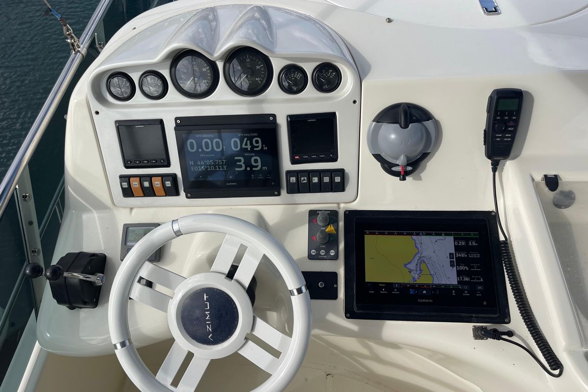 2005 Azimut 50 
