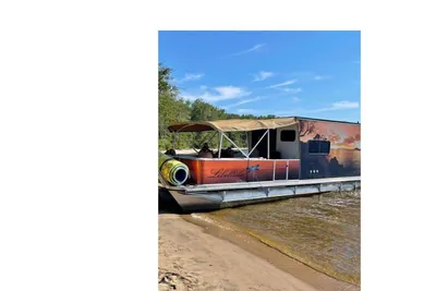 Houseboat Custom