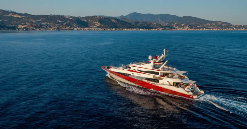 Joyme Yacht Photos Pics 
