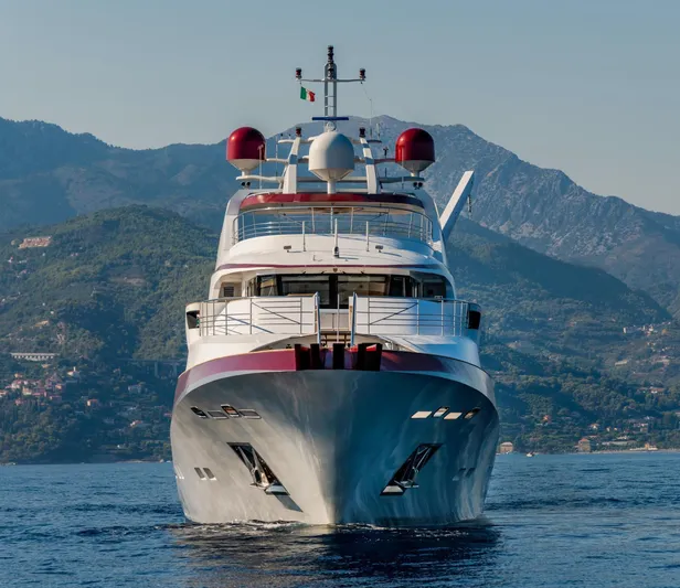 Joyme Yacht Photos Pics 