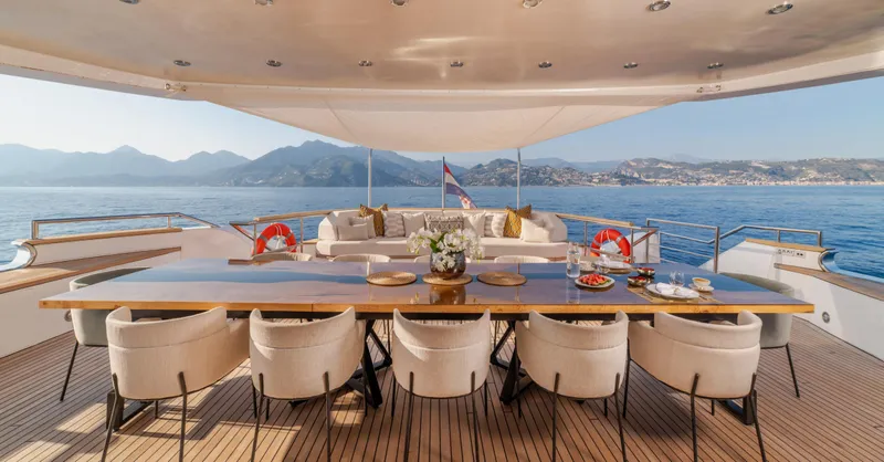 Joyme Yacht Photos Pics 