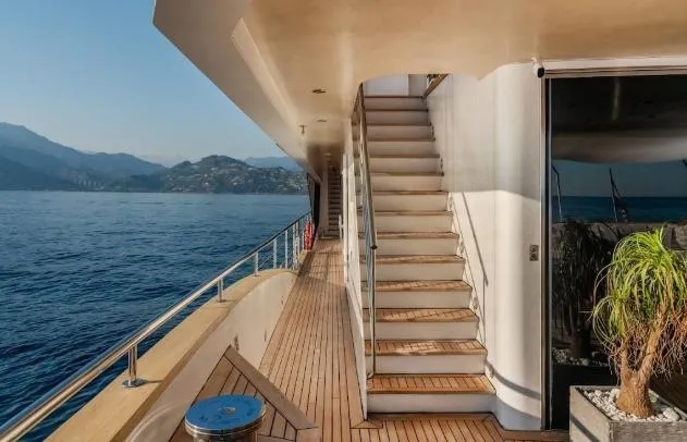 Joyme Yacht Photos Pics 