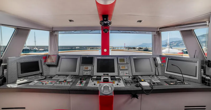 Joyme Yacht Photos Pics 