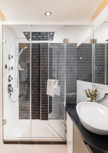 Joyme Yacht Photos Pics 