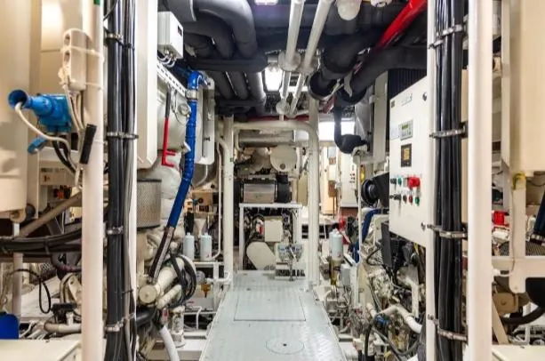 Joyme Yacht Photos Pics 