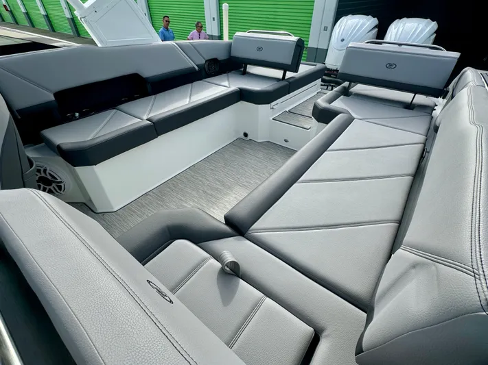  Yacht Photos Pics 2022 Cobalt R8 Outboard boat interior with spacious gray seating and modern design.