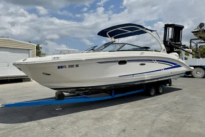 Sea Ray 270 Sundeck Outboard