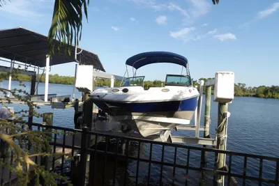 NauticStar 203DC Sport Deck