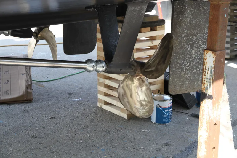 Lone Wolf Yacht Photos Pics Port prop and shaft anodes