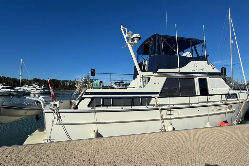 Lone Wolf Yacht Photos Pics Starboard side