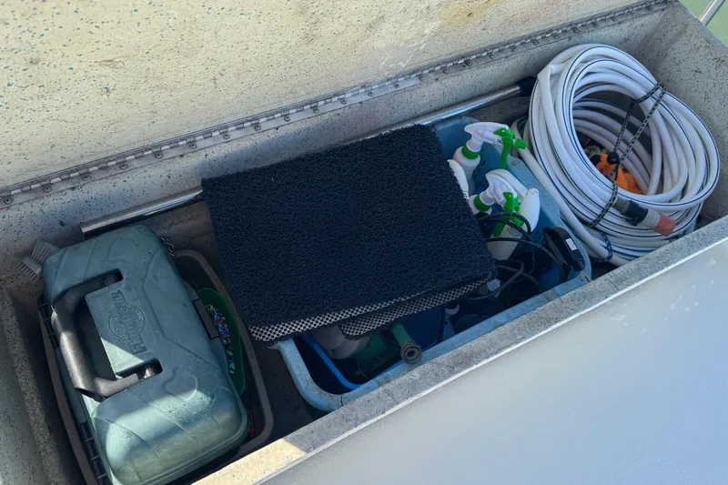 Lone Wolf Yacht Photos Pics Aft deck storage