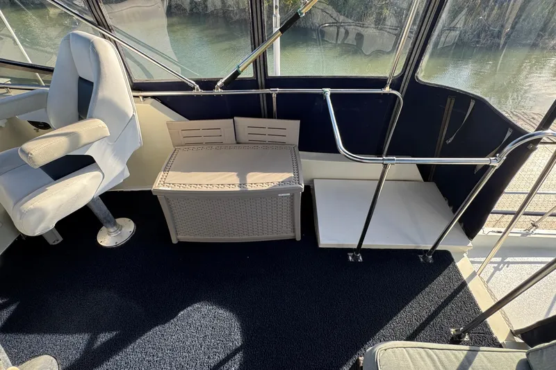 Lone Wolf Yacht Photos Pics Bridge storage