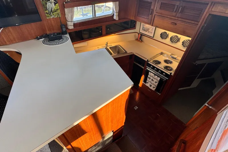 Lone Wolf Yacht Photos Pics Bright galley down to starboard