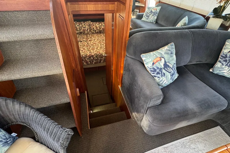 Lone Wolf Yacht Photos Pics Steps down to master stateroom