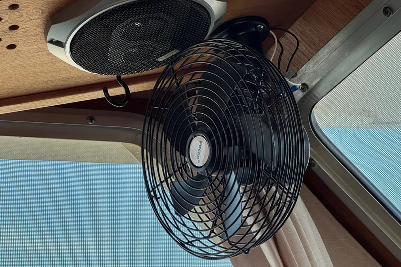 Lone Wolf Yacht Photos Pics Ceiling fan and speaker port