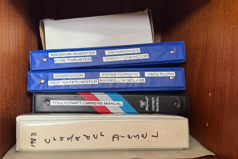 Lone Wolf Yacht Photos Pics Binders with Tollycraft Cruiser manuals