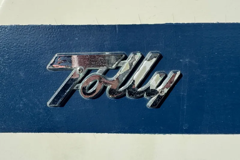 Lone Wolf Yacht Photos Pics Originally built for Robert Merland "Tolly" Tollefson