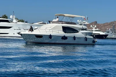 2011 Ferretti Yachts 500 fly