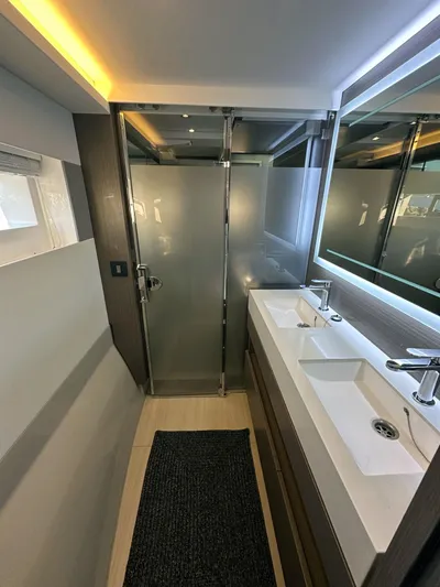 Hamlet Yacht Photos Pics 